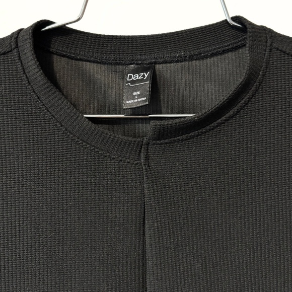 DAZY Textured Top Black Size L - Picture 2 of 5